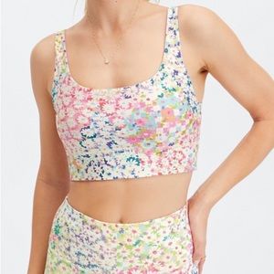 SALE ✨ Any 2 Items, 20% Off ✨Fabletics Floral Transform Outfit✨